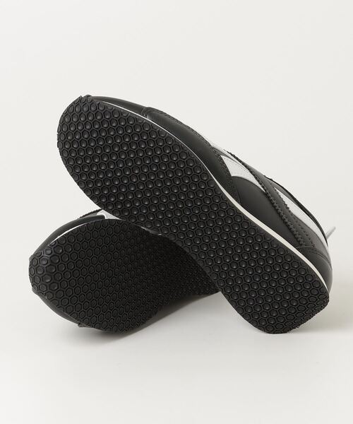Reebok(リーボック)の「R400(スニーカー・メンズ・ホワイト/ブラック・23.5cm/24.0cm/25.0cm/25.5cm/26.0cm/27.0cm/28.0cm/28.5cm/24.5cm/26.5cm/27.5cm/23.0cm)」の12枚目の写真