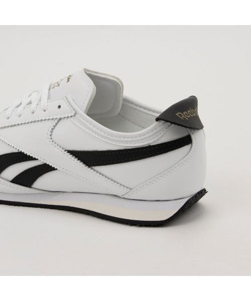 Reebok(リーボック)の「R400(スニーカー・メンズ・ホワイト/ブラック・23.5cm/24.0cm/25.0cm/25.5cm/26.0cm/27.0cm/28.0cm/28.5cm/24.5cm/26.5cm/27.5cm/23.0cm)」の4枚目の写真