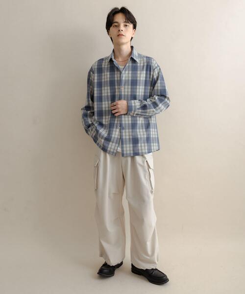 SENSE OF PLACE by URBAN RESEARCH(センスオブプレイスバイアーバンリサーチ)の「カラールーズシャツ(シャツ/ブラウス・メンズ・ライトベージュ/ブルー系その他/ホワイト系その他/ブラウン/チャコールグレー・MEDIUM/LARGE)」の12枚目の写真