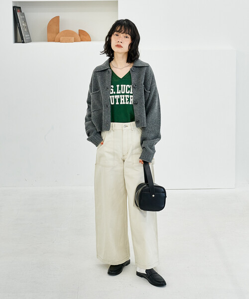 FREAK'S STORE(フリークスストア)の「襟付き ポケットショートニットカーディガン/クロップド丈ニット/ポロ襟ニット(カーディガン/ボレロ・レディース・チャコール/オフホワイト/グレー/ブルーグリーン/ピンク・フリ-)」の6枚目の写真