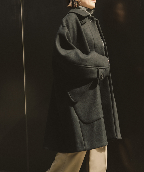 IENA LA BOUCLE(イエナラブークル)の「IENA LA BOUCLE ハードメルトンスタンドネックコート(その他アウター・レディース・アーミー/ブラック・FREE)」の4枚目の写真