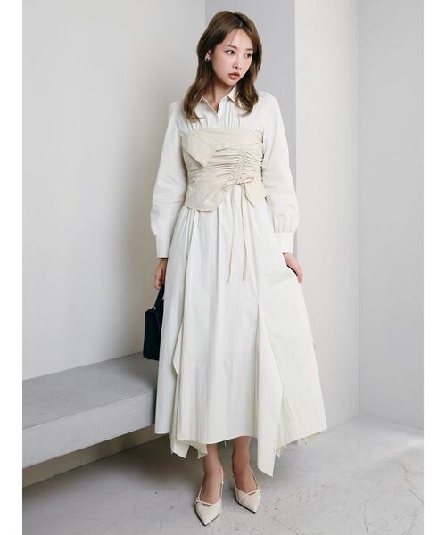 dazzlin（ダズリン）の「ギャザーシャツボリュームワンピース（ワンピース・レディース・グレー/アイボリー・SMALL/MEDIUM）」の9枚目の写真