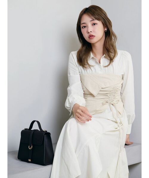dazzlin（ダズリン）の「ギャザーシャツボリュームワンピース（ワンピース・レディース・グレー/アイボリー・SMALL/MEDIUM）」の10枚目の写真