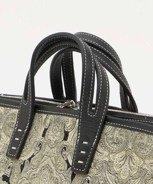 UNITED ARROWS（ユナイテッドアローズ）の「＜A VACATION＞SABRINA トートバッグ（トートバッグ・レディース・ブラック/オレンジ・FREE）」の14枚目の写真