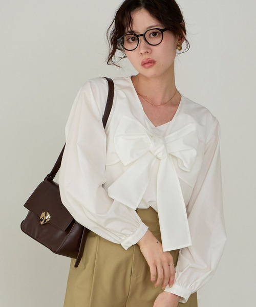 Cherir Mignon(シェリルミニョン)の「【Cherir Mignon】フロントリボンブラウス(シャツ/ブラウス・レディース・サックスブルー/ネイビー/ホワイト・FREE)」の9枚目の写真