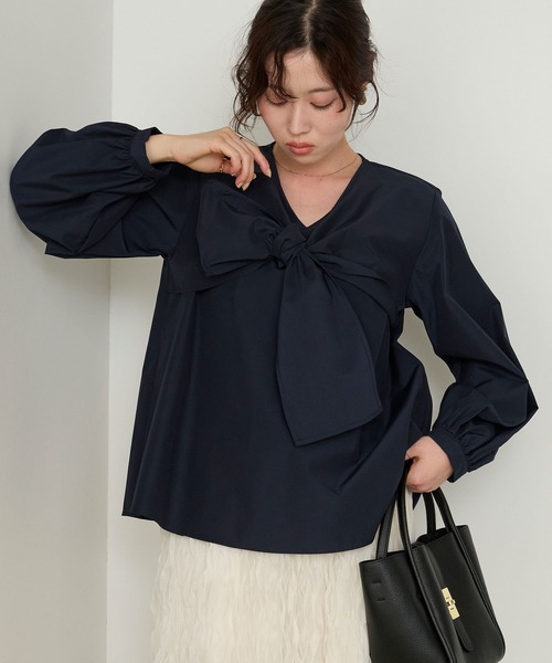 Cherir Mignon(シェリルミニョン)の「【Cherir Mignon】フロントリボンブラウス(シャツ/ブラウス・レディース・サックスブルー/ネイビー/ホワイト・FREE)」の22枚目の写真