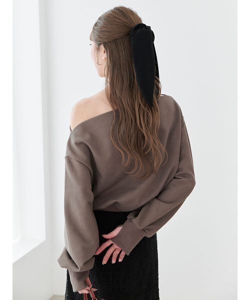 Stylevoice for xxx(スタイルヴォイスフォー)の「<kannaさんコラボ>スウェットドロップショルダーオフショルプルオーバー(スウェット・レディース・ライトグレー/クリーム/モカ・F)」の22枚目の写真
