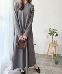 すとんと落ちて体型カバーするシルエットが魅力! ワッフル風ロングワンピース