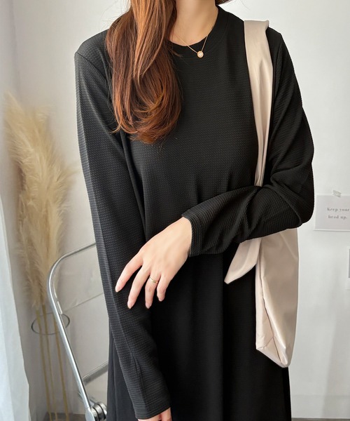 Amulet(アミュレット)の「すとんと落ちて体型カバーするシルエットが魅力! ワッフル風ロングワンピース(ワンピース・レディース・グレー/ブラウン/ブラック/アイボリー・L/M)」の14枚目の写真