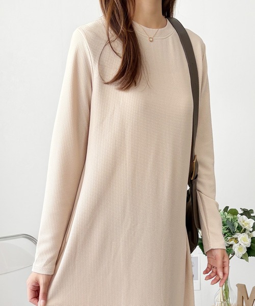 Amulet(アミュレット)の「すとんと落ちて体型カバーするシルエットが魅力! ワッフル風ロングワンピース(ワンピース・レディース・グレー/ブラウン/ブラック/アイボリー・L/M)」の11枚目の写真