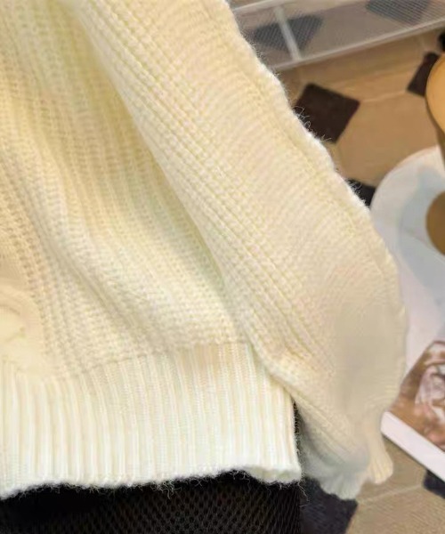 ampm（エーエムピーエム）の「シャツレイヤード風 ケーブルニットプルオーバー（ニット/セーター・レディース・ホワイト/ブラック/グレー・M/L）」の11枚目の写真