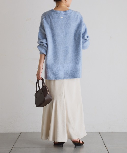 COLLAGE GALLARDAGALANTE（コラージュガリャルダガランテ）の「サテンマーメイドスカート/WEB限定（スカート・レディース・ブラック/ネイビー/オフホワイト/ブラウン・1/2）」の11枚目の写真