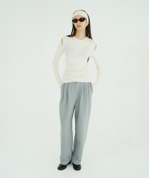 CLANE（クラネ）の「LAYERED SHOULDER CUT TOPS（Tシャツ/カットソー・レディース・ホワイト/ベージュ系その他/ブラック・1/2）」の8枚目の写真
