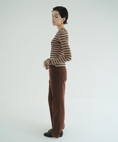 CLANE（クラネ）の「LAYERED SHOULDER CUT TOPS（Tシャツ/カットソー・レディース・ホワイト/ベージュ系その他/ブラック・1/2）」の16枚目の写真