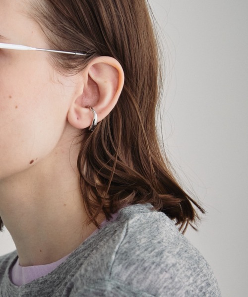 Auntie Rosa Holiday(アンティローザホリデー)の「シンプルイヤーカフ(イヤーカフ・レディース・ゴールド/シルバー・FREE)」の3枚目の写真