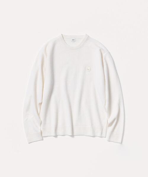 TAKEO KIKUCHI(タケオキクチ)の「【Air Palette Knit】ワンポイント カラーニット プルオーバー(ニット/セーター・メンズ・オフホワイト/ブルーグリーン/ライトブルー/イエロー系その他/ライトグリーン/ライトグレー/ネイビー/オレンジ・04/03/02)」の2枚目の写真