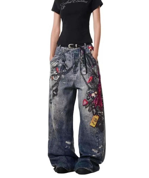 WESTSEA（ウエストシー）の「チェーンプリント デニムライク ワイドパンツ（その他パンツ・レディース・ブルー・M/L）」の2枚目の写真