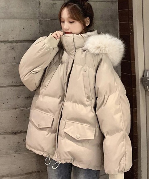 セール】ファーフード付きボリューム感あふれるダウンジャケット