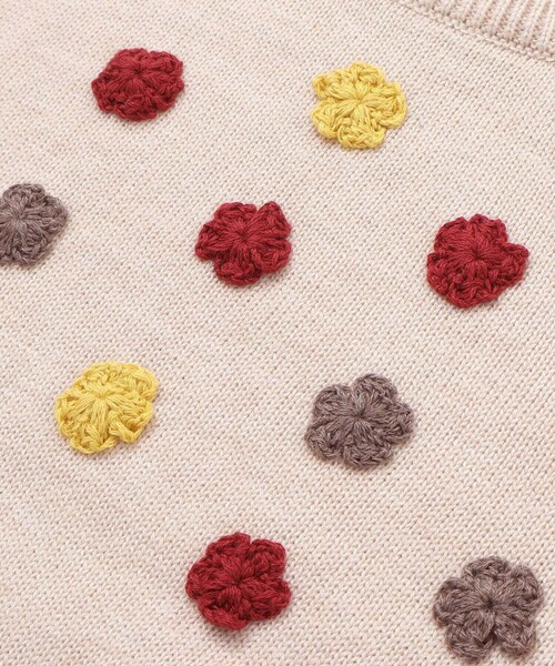 BeBe（ベベ）の「かぎ針花モチーフニットプルオーバー(100~140cm)（ニット/セーター・キッズ・ベージュ・120cm/140cm/100cm/110cm/130cm）」の11枚目の写真