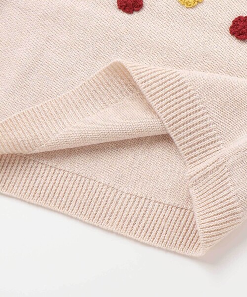 BeBe（ベベ）の「かぎ針花モチーフニットプルオーバー(100~140cm)（ニット/セーター・キッズ・ベージュ・120cm/140cm/100cm/110cm/130cm）」の13枚目の写真