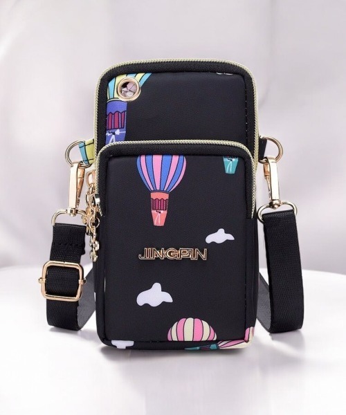 BACKYARD FAMILY(バックヤードファミリー)の「スマホポーチ pmysbag12(ショルダーバッグ・レディース・ブルー/ブラック系その他/パープル系その他/パープル/ブルー系その他/レッド/ブラック・FREE)」の3枚目の写真