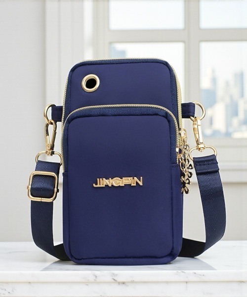 BACKYARD FAMILY(バックヤードファミリー)の「スマホポーチ pmysbag12(ショルダーバッグ・レディース・ブルー/ブラック系その他/パープル系その他/パープル/ブルー系その他/レッド/ブラック・FREE)」の4枚目の写真
