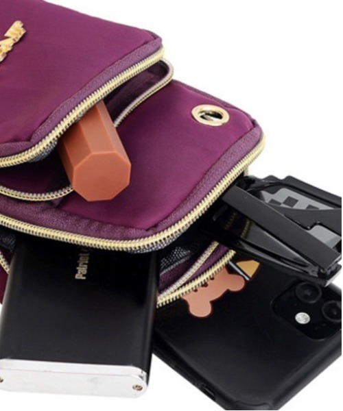 BACKYARD FAMILY(バックヤードファミリー)の「スマホポーチ pmysbag12(ショルダーバッグ・レディース・ブルー/ブラック系その他/パープル系その他/パープル/ブルー系その他/レッド/ブラック・FREE)」の16枚目の写真