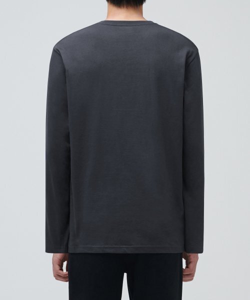 MUSINSA STANDARD（ムシンサスタンダード）の「ベーシック長袖Tシャツ[ダークグレー]（Tシャツ/カットソー・メンズ・その他・MEDIUM/LARGE/X-LARGE/XX-LARGE/XXX-LARGE/SMALL）」の8枚目の写真