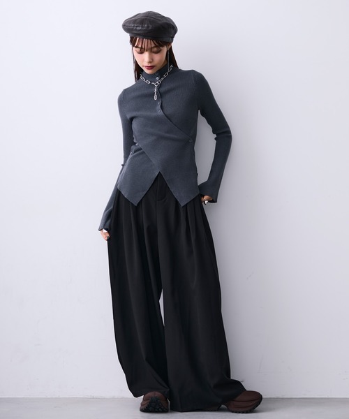 MONOe(モノエ)の「プリーツタックワイドスラックスパンツ(スラックス・レディース・ブラック/グレー・S/M/L)」の18枚目の写真