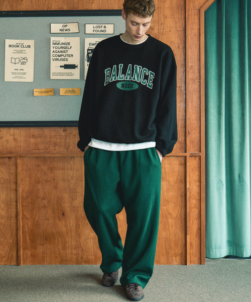 NODU（ノードユー）の「バランスレタリングマンツーマンTシャツ[ブラック]（スウェット・メンズ・その他・MEDIUM/LARGE）」の4枚目の写真