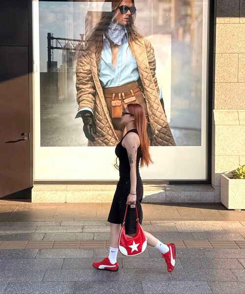 YOUHEE（ユヒ）の「STAR LEATHER HOBO BAG RED（ショルダーバッグ・レディース・その他・FREE）」の8枚目の写真