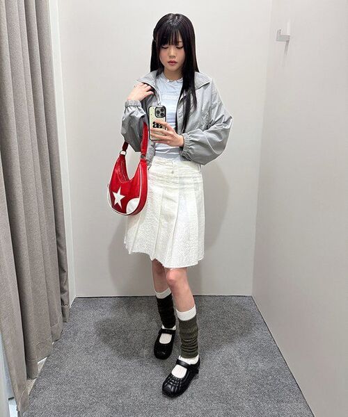 YOUHEE（ユヒ）の「STAR LEATHER HOBO BAG RED（ショルダーバッグ・レディース・その他・FREE）」の11枚目の写真
