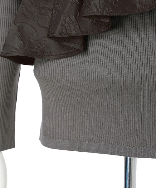 Mystrada(マイストラーダ)の「長袖アシメフリルニット(ニット/セーター・レディース・ホワイト/ブラック/グレー/ブルー・38)」の10枚目の写真