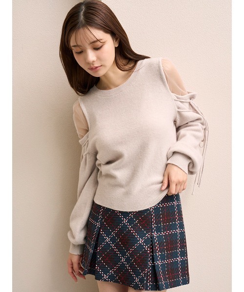 SNIDEL（スナイデル）の「シースルーショルダーニットプルオーバー（ニット/セーター・レディース・ライトブルー/ピンクベージュ/ダークブラウン・F）」の4枚目の写真