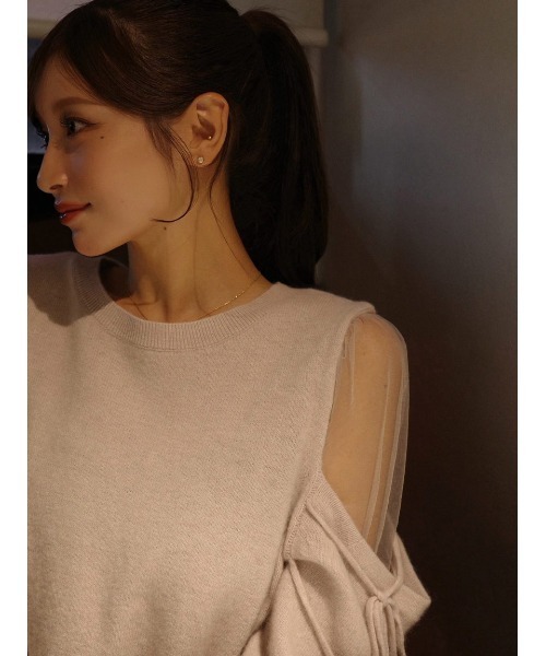 SNIDEL（スナイデル）の「シースルーショルダーニットプルオーバー（ニット/セーター・レディース・ライトブルー/ピンクベージュ/ダークブラウン・F）」の16枚目の写真