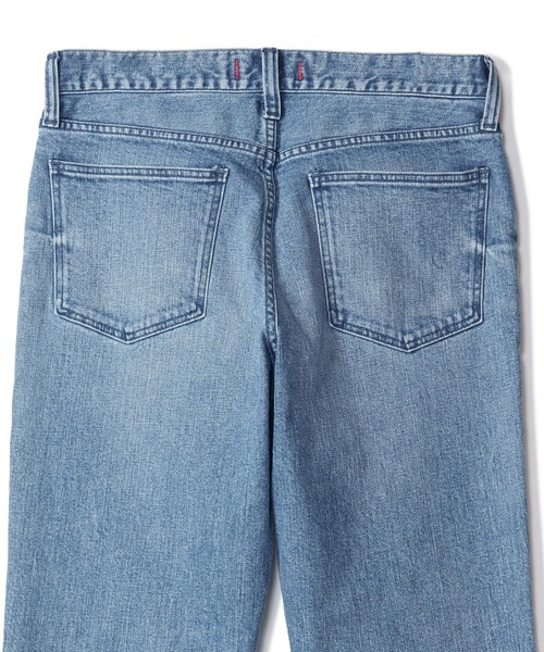 MEN'S BIGI（メンズビギ）の「【RED CARD/レッドカード】別注 Bass クリーンライトデニム（デニムパンツ・メンズ・ブルー・31/29/28/30/32）」の16枚目の写真