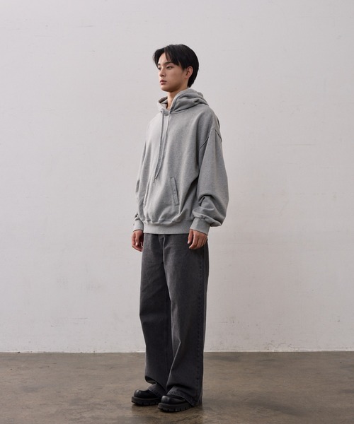 THE CLE（ザクレ）の「BACK LOGO SWEAT HOODIE / バックロゴスウェットフーディー【バックロゴ】【フード】 パーカー スウェット トップス メンズ（スウェット・メンズ・ブラック/グレー・1/2）」の8枚目の写真