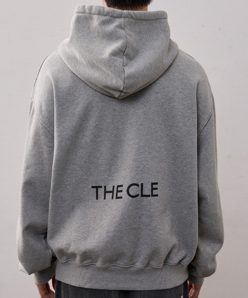 THE CLE（ザクレ）の「BACK LOGO SWEAT HOODIE / バックロゴスウェットフーディー【バックロゴ】【フード】 パーカー スウェット トップス メンズ（スウェット・メンズ・ブラック/グレー・1/2）」の16枚目の写真