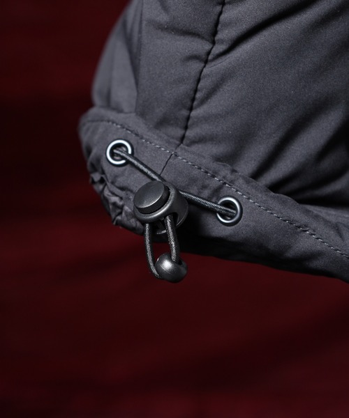 GUESS JEANS（ゲスジーンズ）の「GUESS JEANS パファージャケット（ダウンジャケット/コート・レディース・ブラック/オフホワイト/レッド・XS/S/M/L）」の18枚目の写真