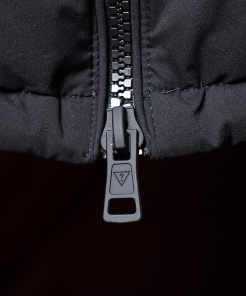 GUESS JEANS（ゲスジーンズ）の「GUESS JEANS パファージャケット（ダウンジャケット/コート・レディース・ブラック/オフホワイト/レッド・XS/S/M/L）」の20枚目の写真