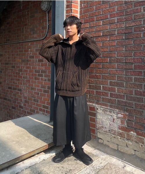 BESLOW(ビースロー)の「FISHERMAN CABLE KNIT HOODIE BLACK(ニット/セーター・メンズ・その他・SMALL/MEDIUM/LARGE/X-LARGE)」の7枚目の写真