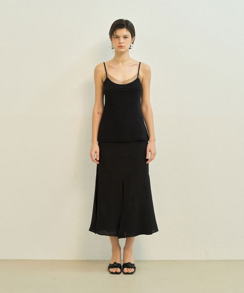 MAYVERU(メイバーユー)の「Flori Sleeveless T-Shirt _ Black(Tシャツ/カットソー・レディース・ブラック・FREE)」の3枚目の写真