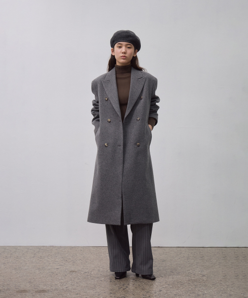 HOWUS(ホワス)の「CHAD DOUBLE MAXI COAT (GRAY)(チェスターコート・レディース・シルバーグレー・ONE SIZE)」の1枚目の写真