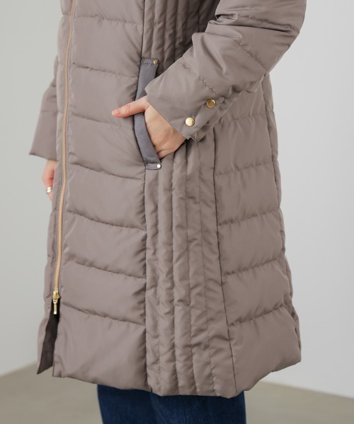 Bou Jeloud(ブージュルード)の「高密度タックロングダウン(ダウンジャケット/コート・レディース・モカ/ブラック・38)」の12枚目の写真