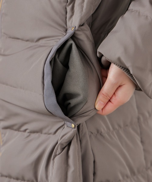 Bou Jeloud(ブージュルード)の「高密度タックロングダウン(ダウンジャケット/コート・レディース・モカ/ブラック・38)」の13枚目の写真