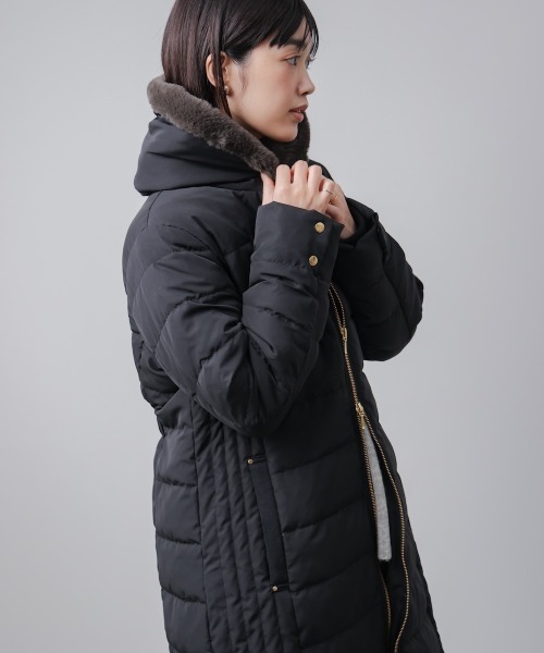 Bou Jeloud(ブージュルード)の「高密度タックロングダウン(ダウンジャケット/コート・レディース・モカ/ブラック・38)」の17枚目の写真