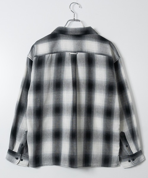 JOHN'S CLOSET（ジョンズクローゼット）の「【a】オンブレチェック ボックスシルエット オープンカラーシャツ（シャツ/ブラウス・メンズ・ブラック/ブルー/ホワイト・MEDIUM/LARGE）」の9枚目の写真
