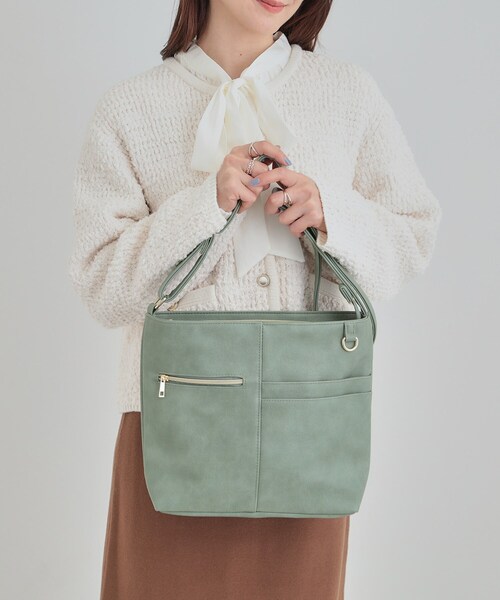 SHOO・LA・RUE(シューラルー)の「【8ポケット】フロント切替 ショルダーバッグ(ショルダーバッグ・レディース・ベージュ/ライトパープル/グリーン/ピンク系/ブルー/ブラック・00)」の14枚目の写真