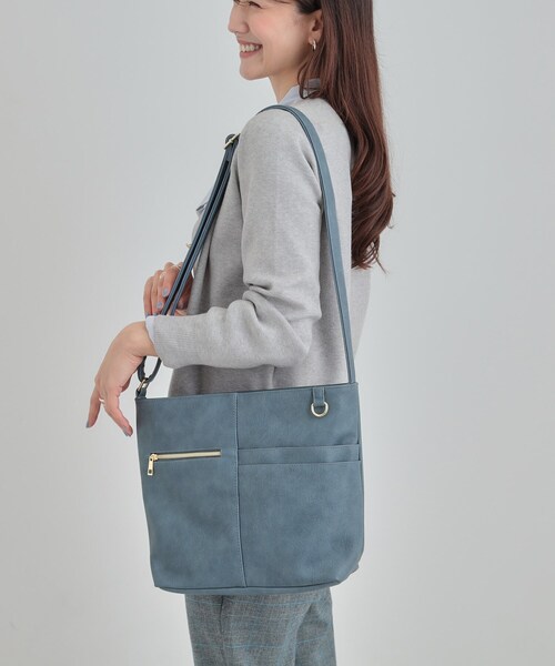 SHOO・LA・RUE(シューラルー)の「【8ポケット】フロント切替 ショルダーバッグ(ショルダーバッグ・レディース・ベージュ/ライトパープル/グリーン/ピンク系/ブルー/ブラック・00)」の8枚目の写真