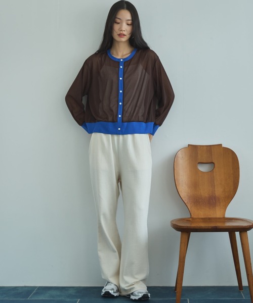 Doux archives（ドゥアルシーヴ）の「【ZOZO限定】バイカラーシアーカーディガン（カーディガン/ボレロ・レディース・ブラック/ベージュ/ブラウン・FREE）」の20枚目の写真